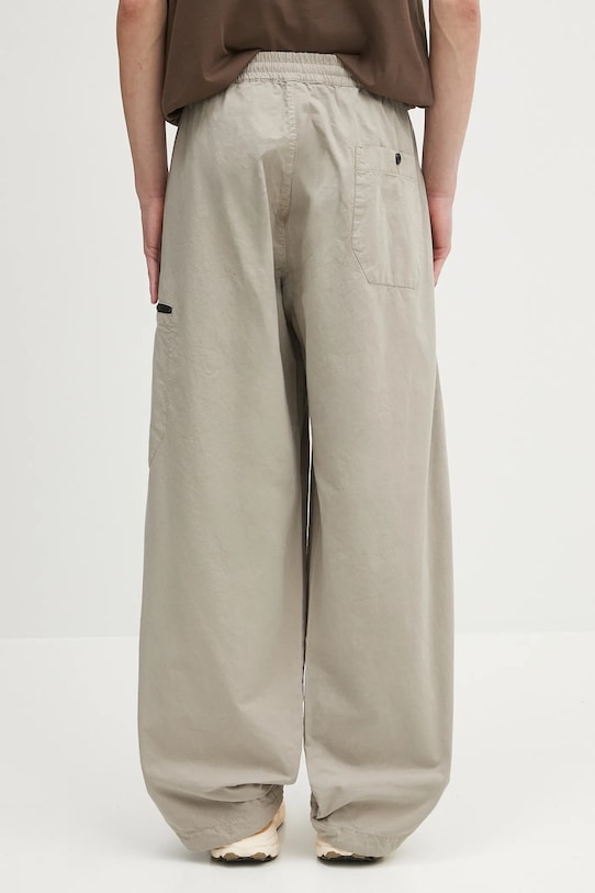 Odzież C.P. Company spodnie bawełniane 18CMPA094A006475G beżowy