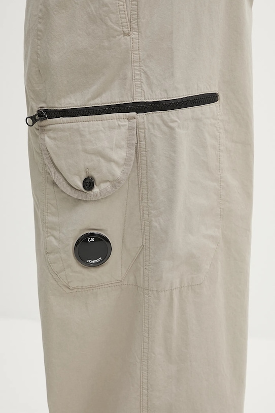 C.P. Company spodnie bawełniane beżowy 18CMPA094A006475G