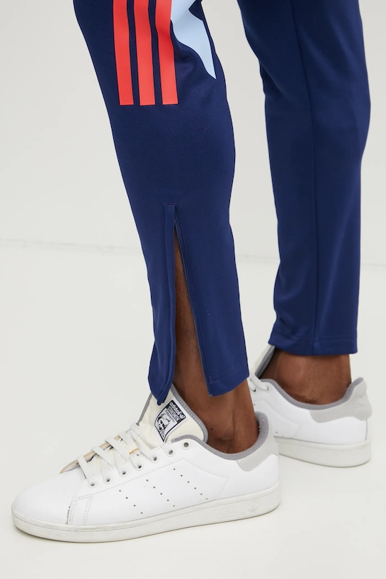 Tepláky adidas Tiro námořnická modř JC8045