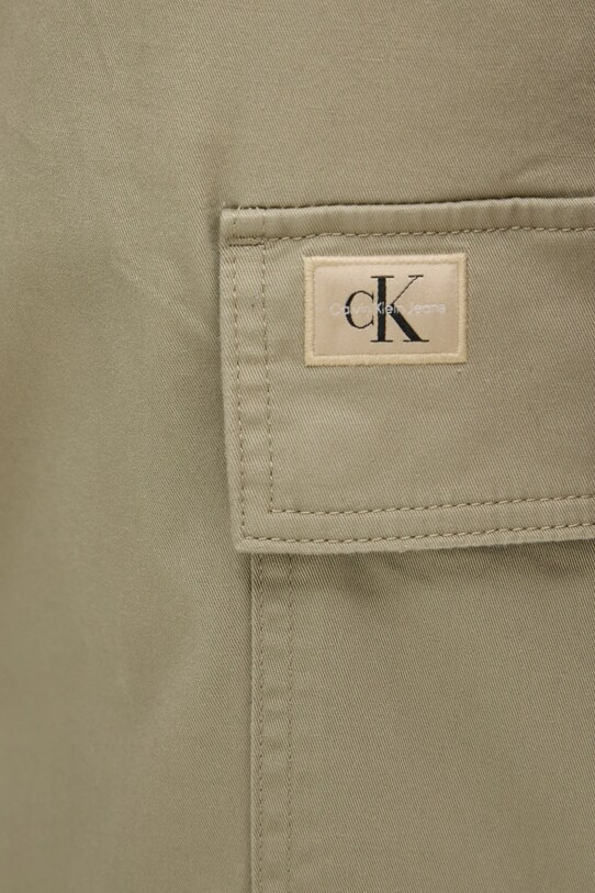 Штани Calvin Klein Jeans зелений J30J327615