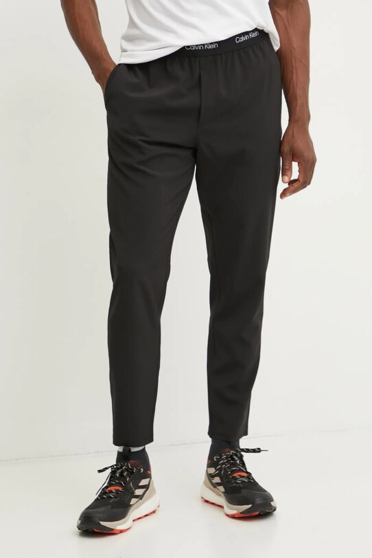 Oblečenie Tréningové nohavice Calvin Klein Performance LVGMS5P643 čierna