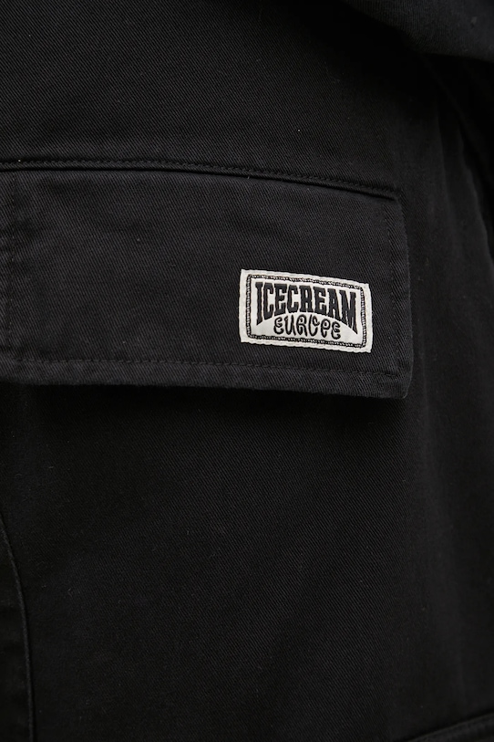 Памучен панталон ICECREAM Running Dog Cargo Pant черен IC24430