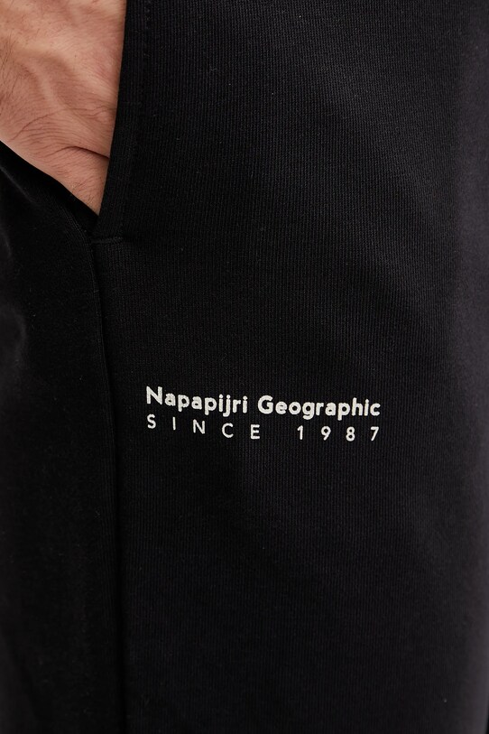 Napapijri pantaloni de trening din bumbac M-Badge Cargo negru NP0A4IDW0411