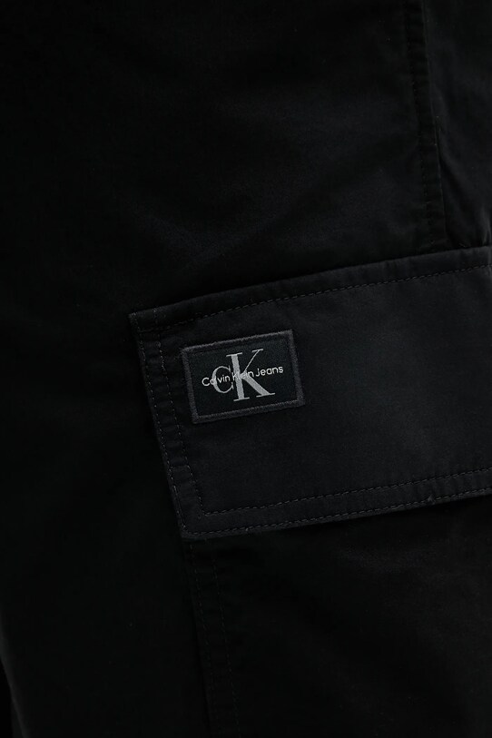 Calvin Klein Jeans nadrág fekete J30J327286