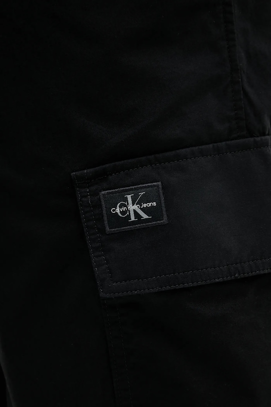 Calvin Klein Jeans nadrág fekete J30J327286
