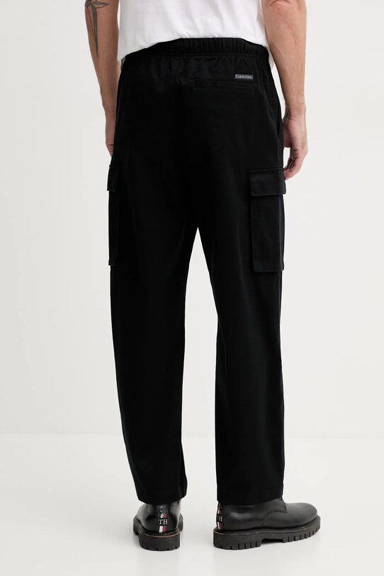Odzież Calvin Klein Jeans spodnie LV040EM616 czarny