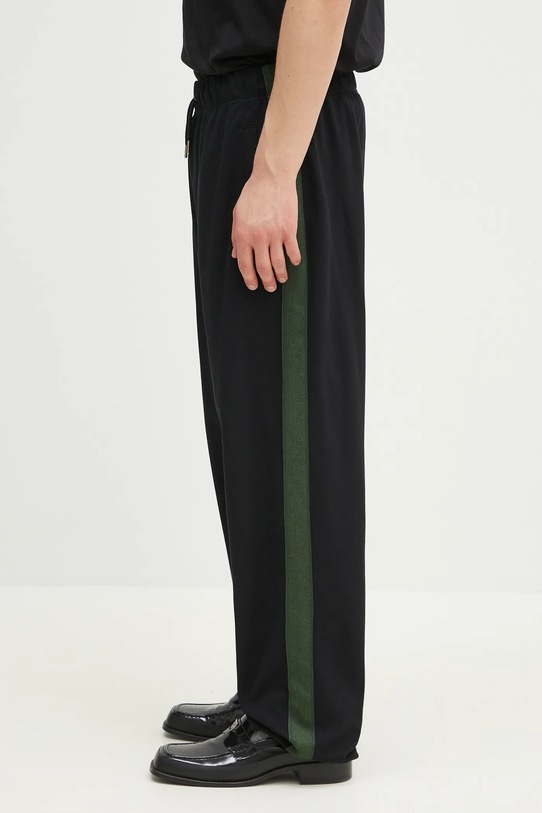 Fred Perry spodnie dresowe T9511.102 czarny SS25