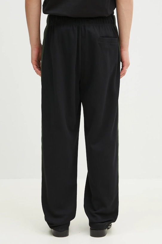 Odzież Fred Perry spodnie dresowe T9511.102 czarny