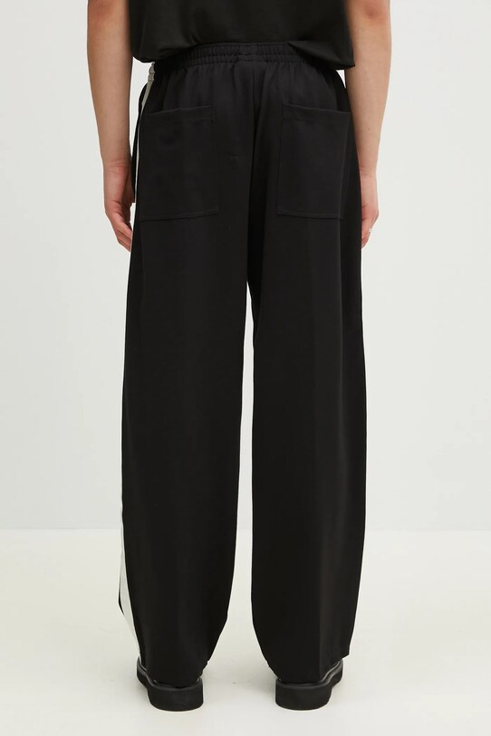 Îmbrăcăminte MKI MIYUKI ZOKU pantaloni de trening Wide Fit Poly Track Pants WIDE.FIT.POLY.TRACK.PAN negru