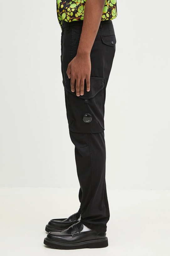 C.P. Company pantaloni 18CMPA058A005694G. negru SS25
