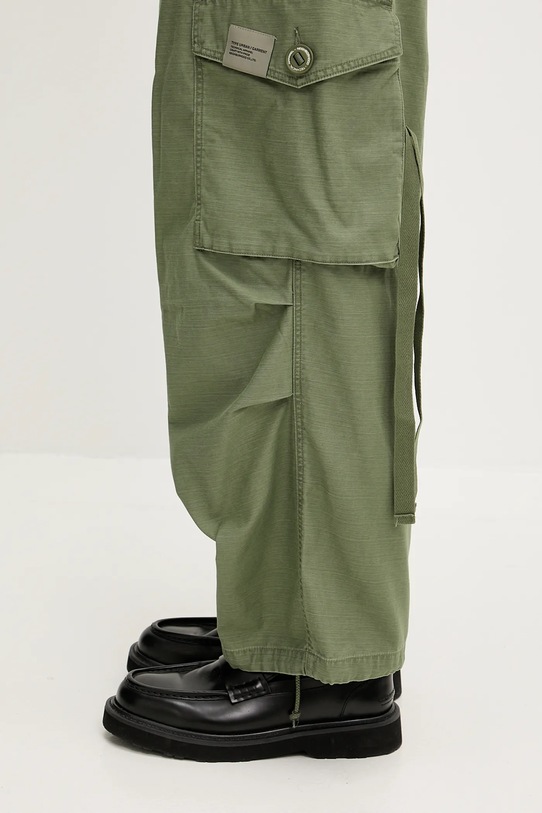 NEIGHBORHOOD spodnie bawełniane Wide Cargo Pants 251SPNH.PTM06 zielony