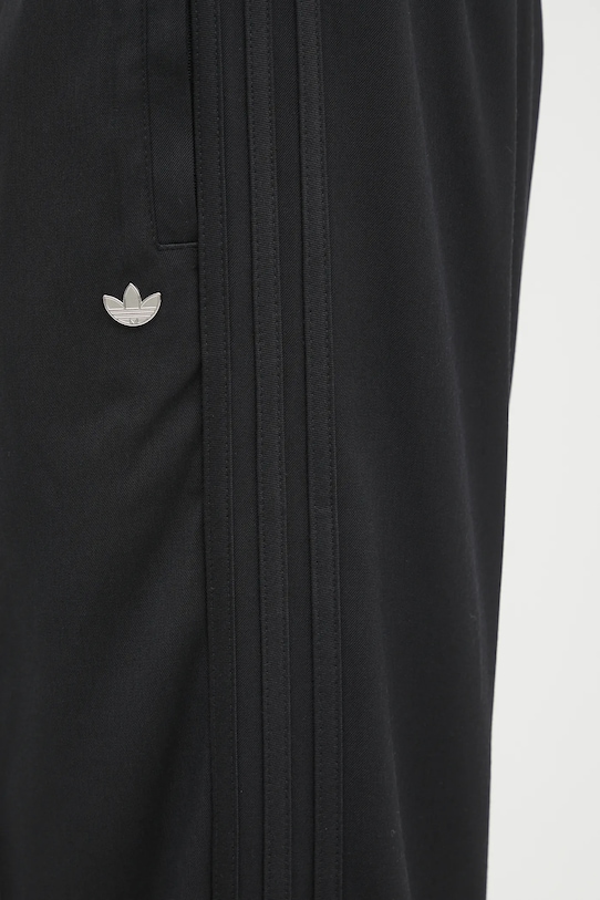 adidas Originals pantaloni Baggy Track Pants nero JW2796