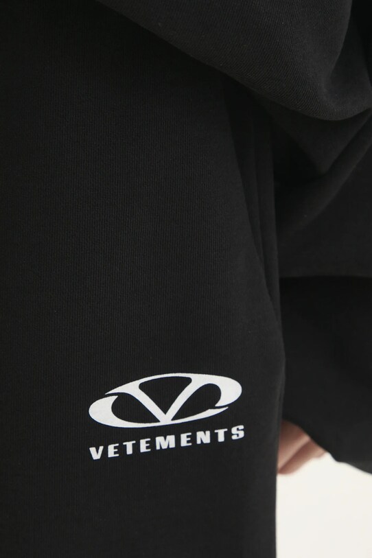 Clothing VETEMENTS joggers Oval Logo UA66SP600BW black