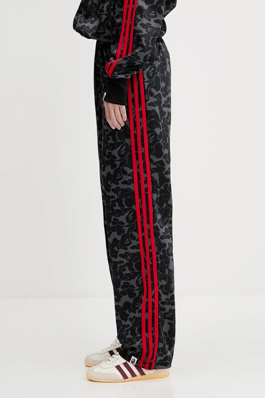 adidas Originals x BAPE SSTR PACK joggers black JN7125