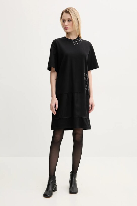 Šaty MM6 Maison Margiela S52DA0058.M20050 čierna SS25