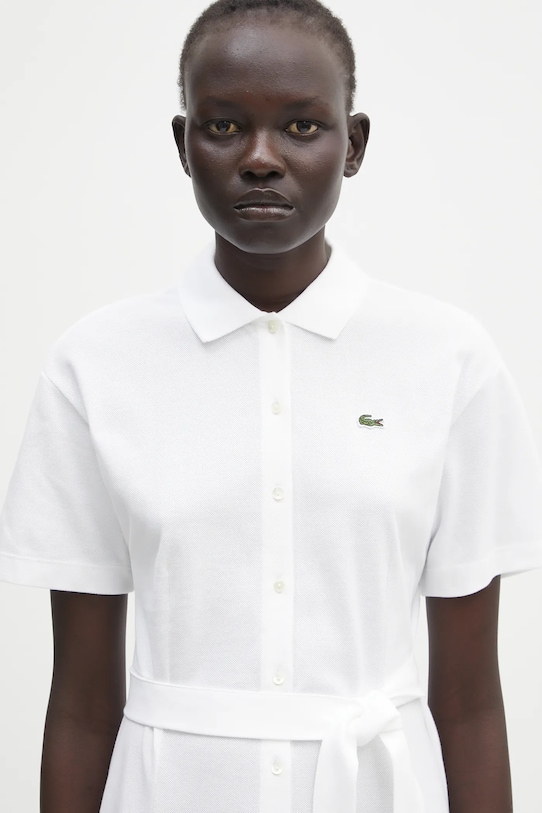 Бавовняна сукня Lacoste білий EF9621