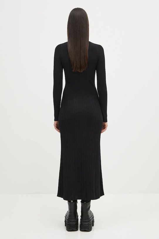 Одежда Платье Samsoe Samsoe Sacheryl V-Neck F25100046 чёрный