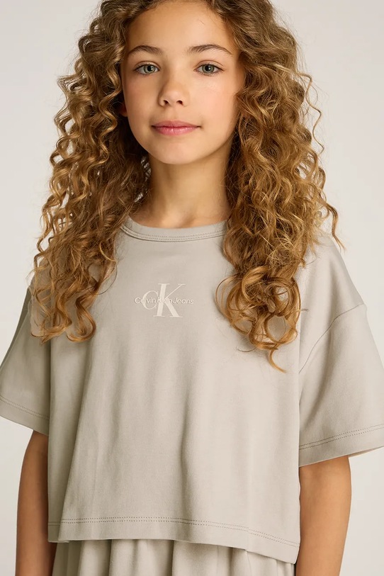 Dječja pamučna haljina Calvin Klein Jeans IG0IG02770.128.176.PPYA bež