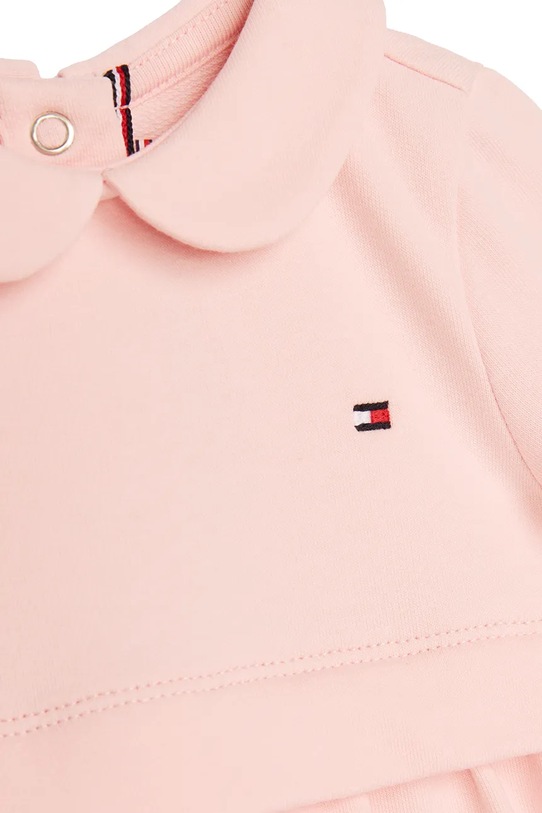 Бебешка памучна рокля Tommy Hilfiger KN0KN01972.PPYA розов SS25