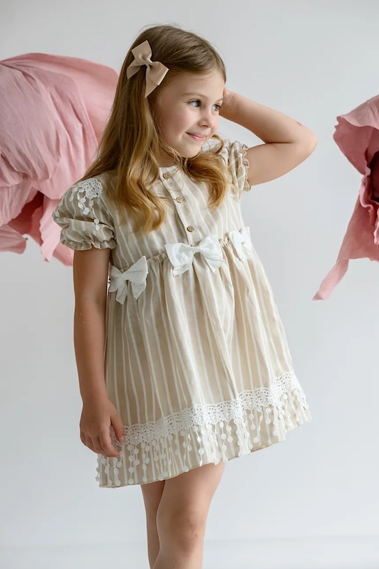 Jamiks sukienka lniana dziecięca NAZANI II rozkloszowany beżowy NAZANI.II.Suki.JLH164.G