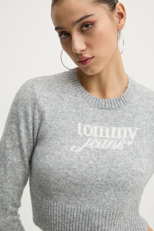 Pulover s dodatkom vune Tommy Jeans siva DW0DW19895