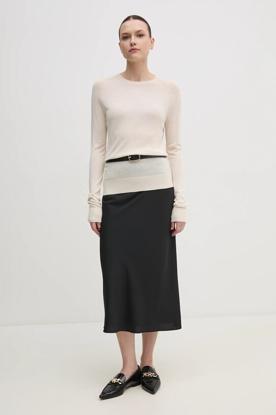 Calvin Klein sweter z domieszką jedwabiu K20K208199 beżowy SS25