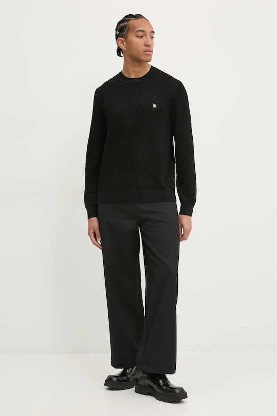 HUGO sweter z domieszką wełny 50532075 czarny SS25