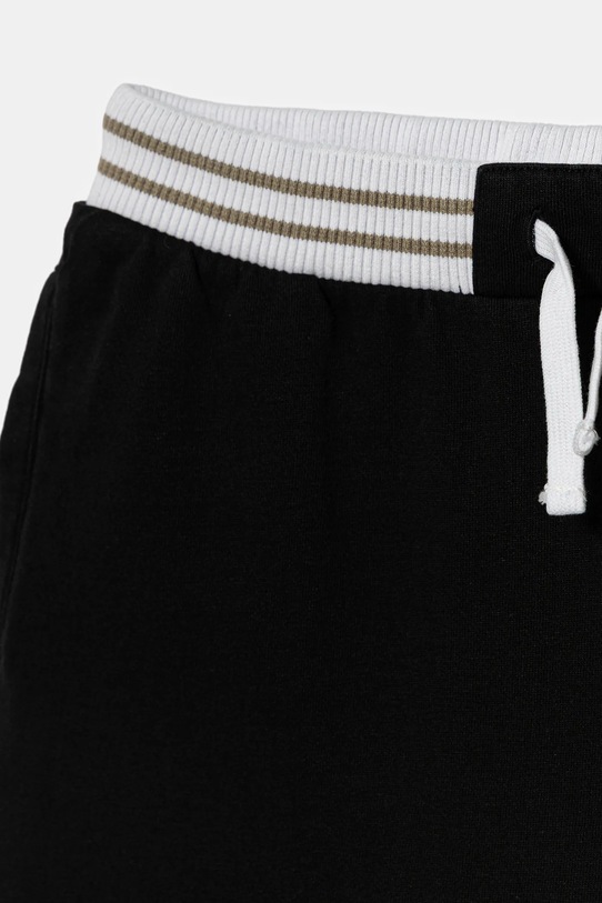 CHLAPEC Dětské bavlněné šortky Guess L5GD12.KA6R4.PPYA černá