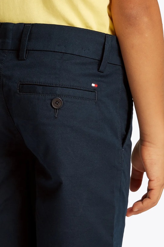 Detské krátke nohavice Tommy Hilfiger KB0KB09641.128.176.PPYA tmavomodrá