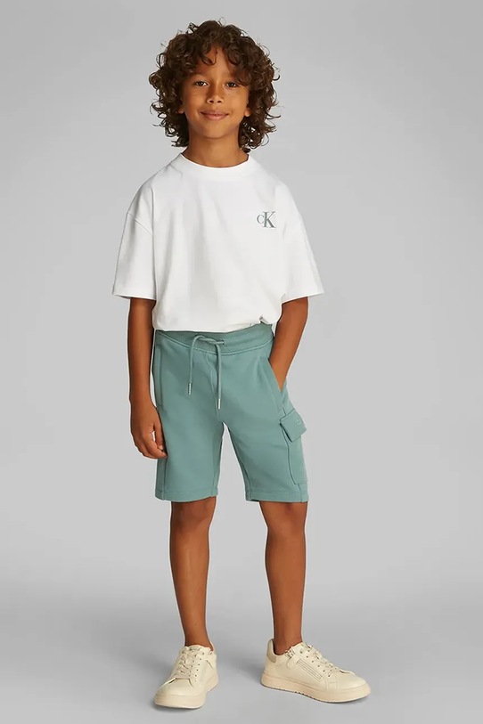 Детски памучен къс панталон Calvin Klein Jeans памук тюркоазен IB0IB02440.PPYA
