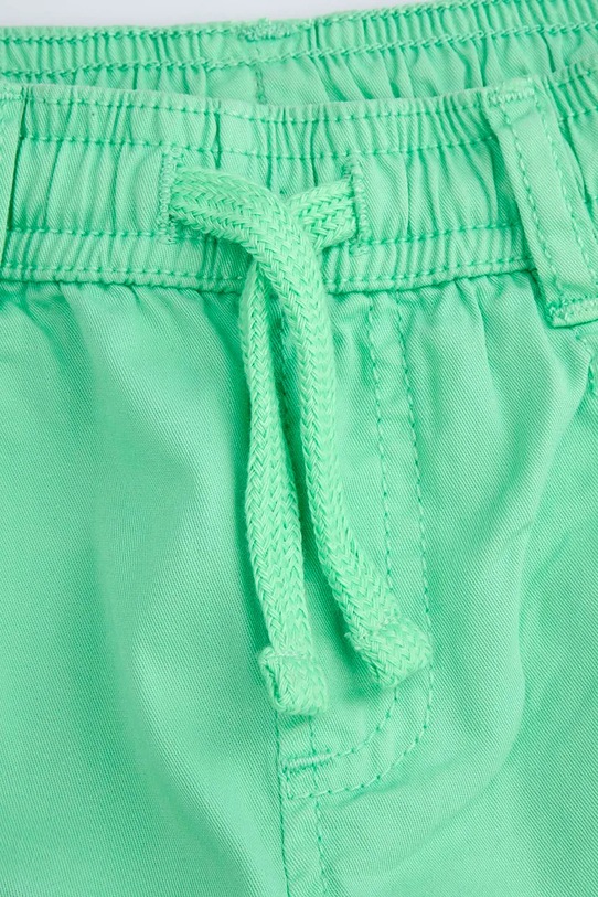 Coccodrillo szorty bawełniane dziecięce zielony WC5119501TBK