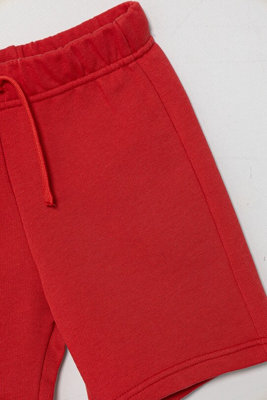 Fiú United Colors of Benetton gyerek pamut rövidnadrág 3J70G900P.P.Season.PPYA piros