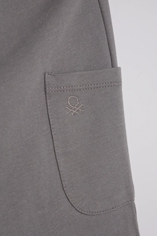 Băieți United Colors of Benetton pantaloni scurți din bumbac pentru copii 39DJG901C.P.Seasonal gri