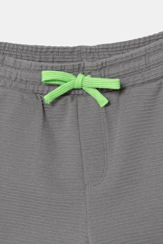 Băieți United Colors of Benetton pantaloni scurți din bumbac pentru copii 38OHG901V.P.Seasonal gri
