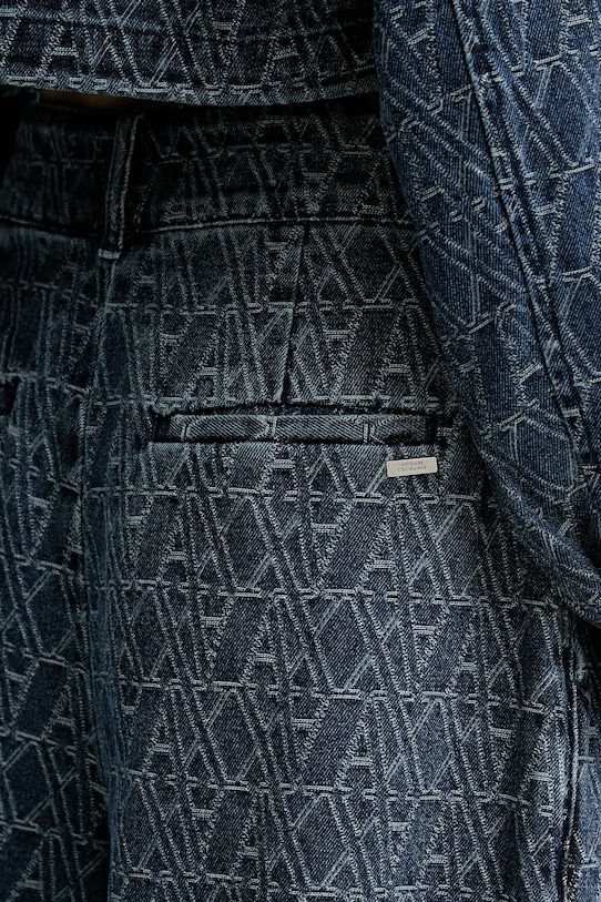 Rifľové krátke nohavice Armani Exchange tmavomodrá XW001172.AF12844