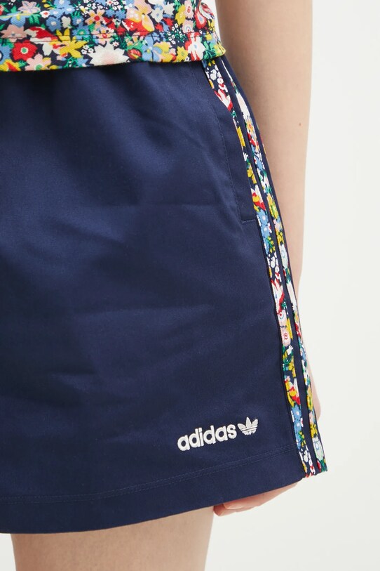 Šortky adidas Originals Liberty tmavomodrá JC7777