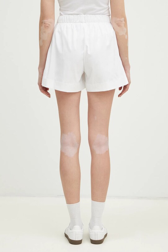 Ρούχα Σορτς adidas Originals Essential JD1510 λευκό