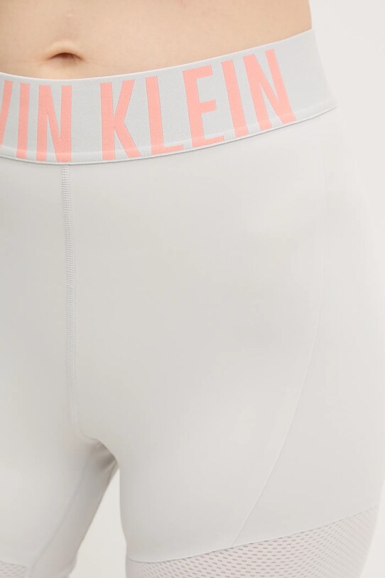Къс панталон за трениране Calvin Klein Performance сив LVGWS5L704