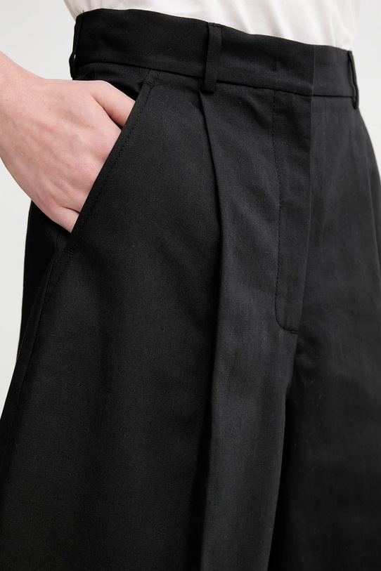 Weekend Max Mara pantaloni scurți din amestec de in negru 2515141032600