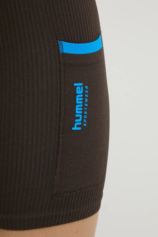 Hummel pantaloni scurți de antrenament maro 227630