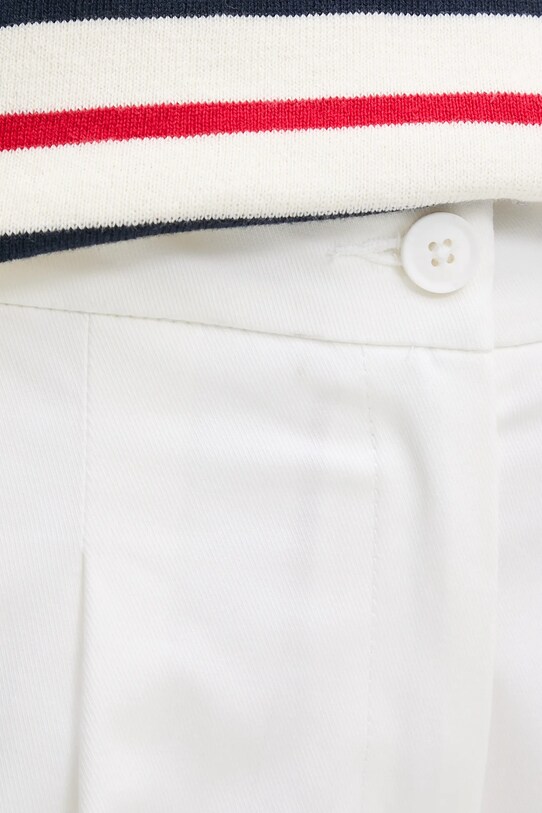 Шорти United Colors of Benetton білий 40FAD901U