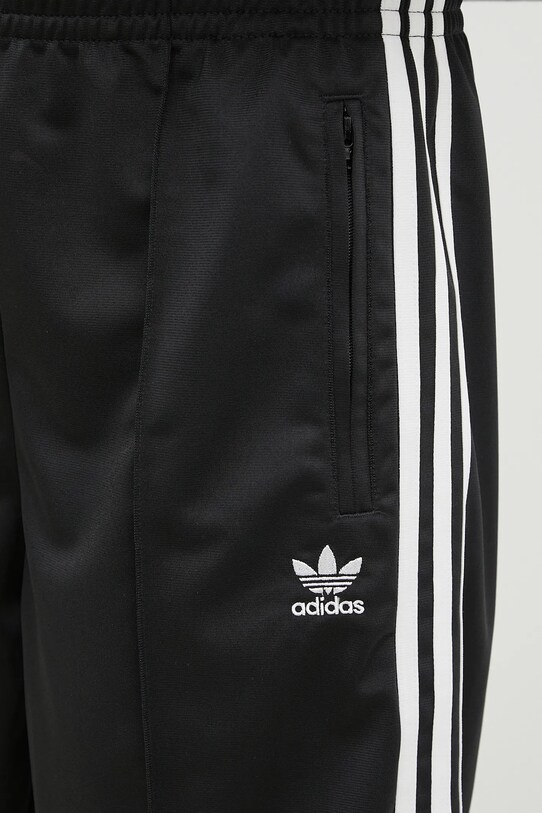 Шорти adidas Originals Firebird чорний JD0286
