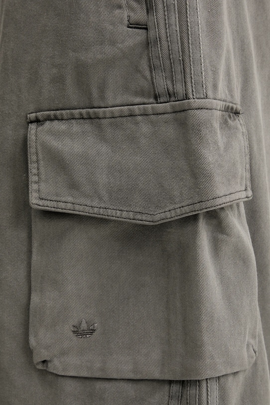 Дънков къс панталон adidas Originals Cargo Jorts сив JD0139