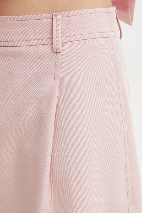 BOSS Orange szorty z domieszką lnu różowy 50546217