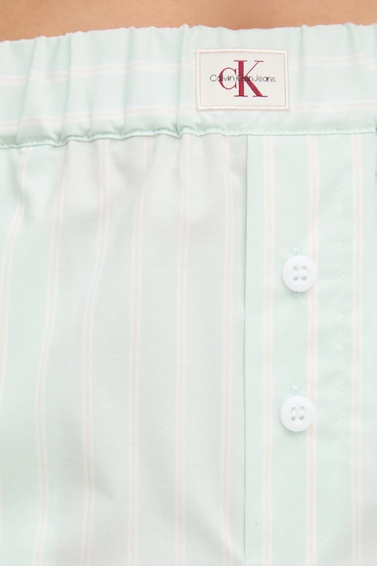 Calvin Klein Jeans szorty bawełniane zielony J20J225218