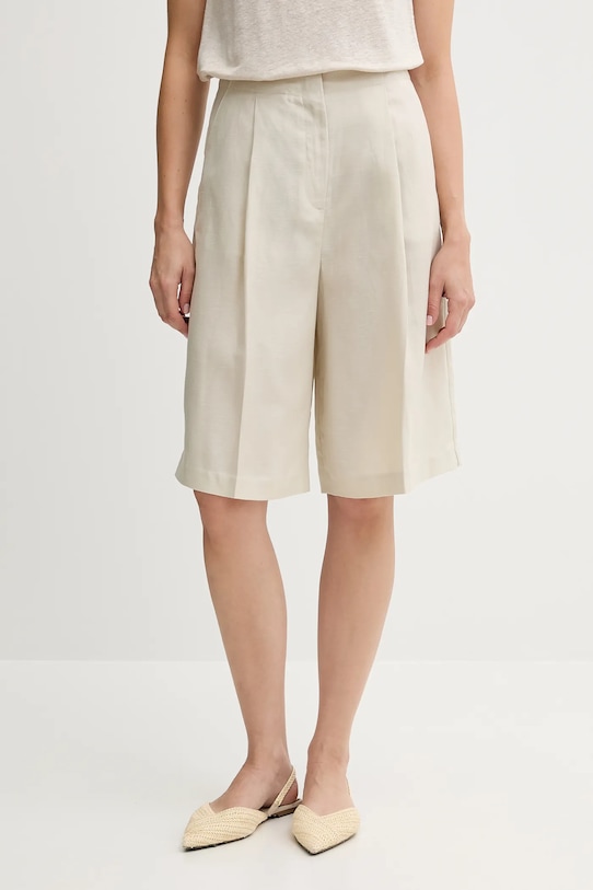 Шорты с примесью льна United Colors of Benetton с добавлением льна бежевый 45BVD9026