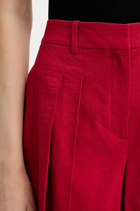 Ľanové šortky Theory červená P0303208