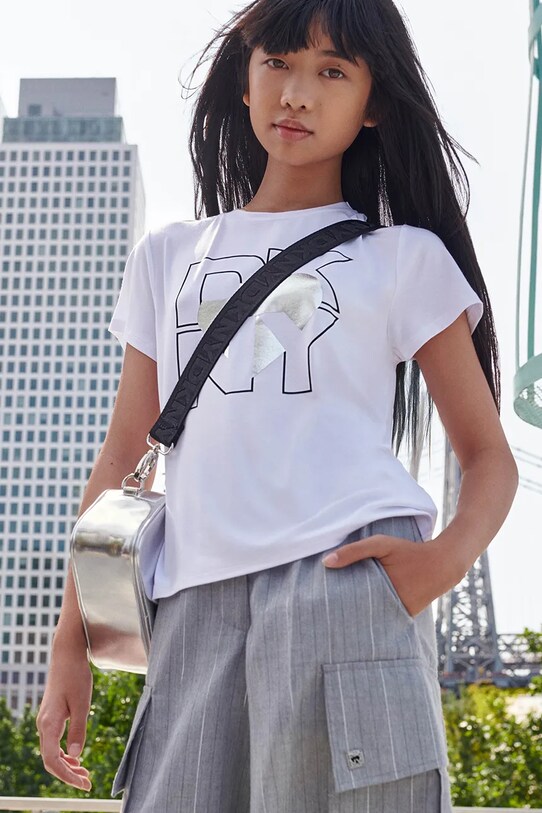 Detské krátke nohavice Dkny sivá D62274.156.162