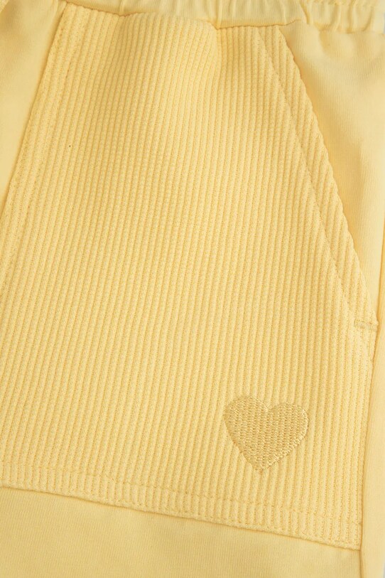 Coccodrillo pantaloni scurți galben WC5121401HGK