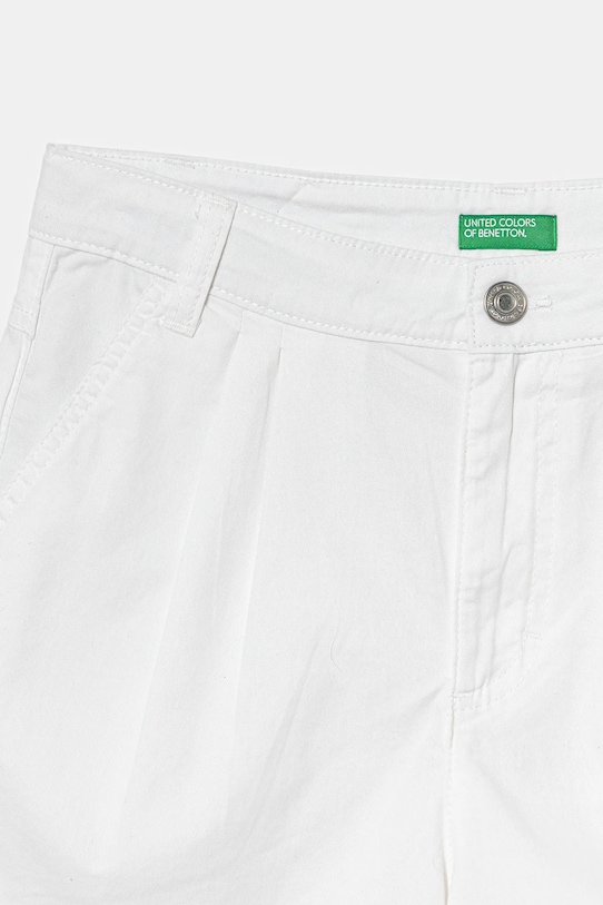 Fete United Colors of Benetton pantaloni scurți din bumbac pentru copii 47RGC903Y.G.Seasonal alb